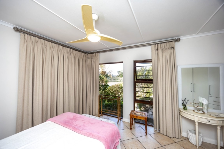 4 Bedroom Property for Sale in Beacon Bay Eastern Cape